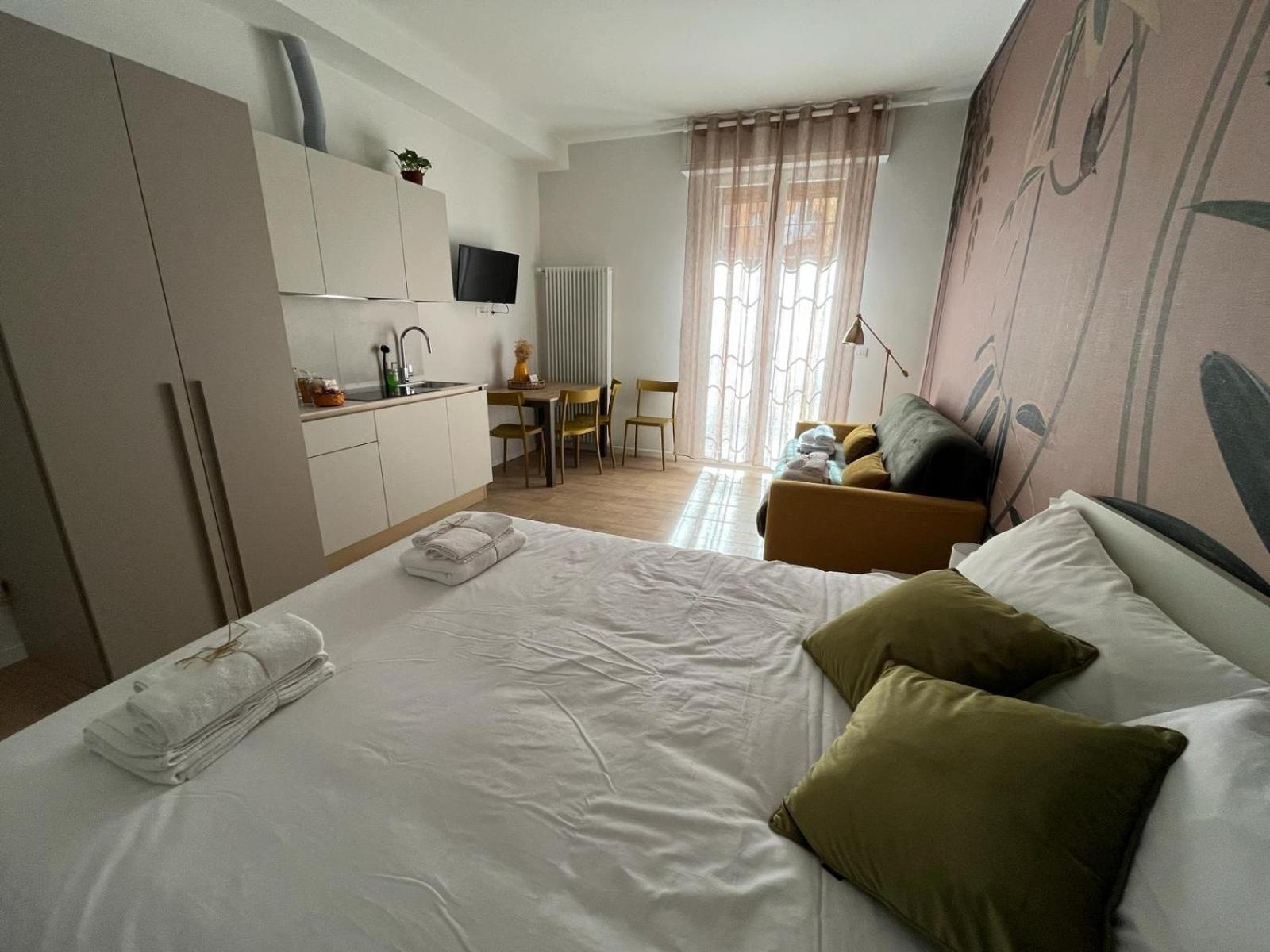 Calari Rooms - Monolocale Bologna Exteriör bild