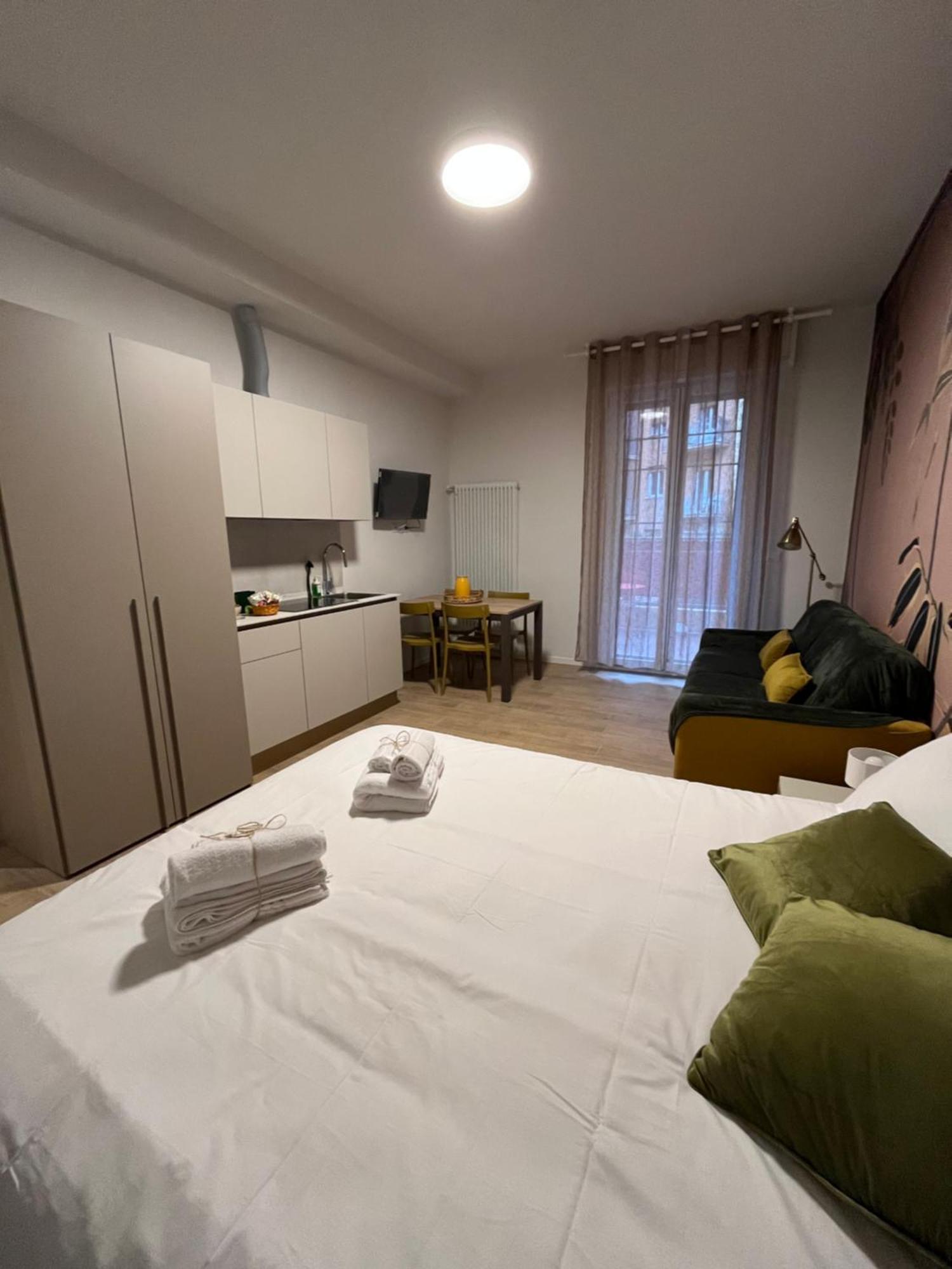 Calari Rooms - Monolocale Bologna Exteriör bild