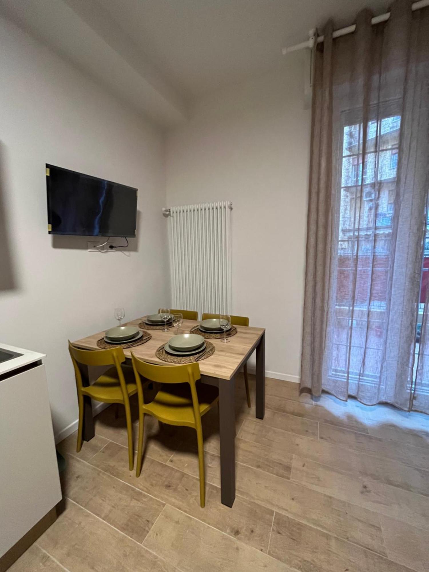 Calari Rooms - Monolocale Bologna Exteriör bild