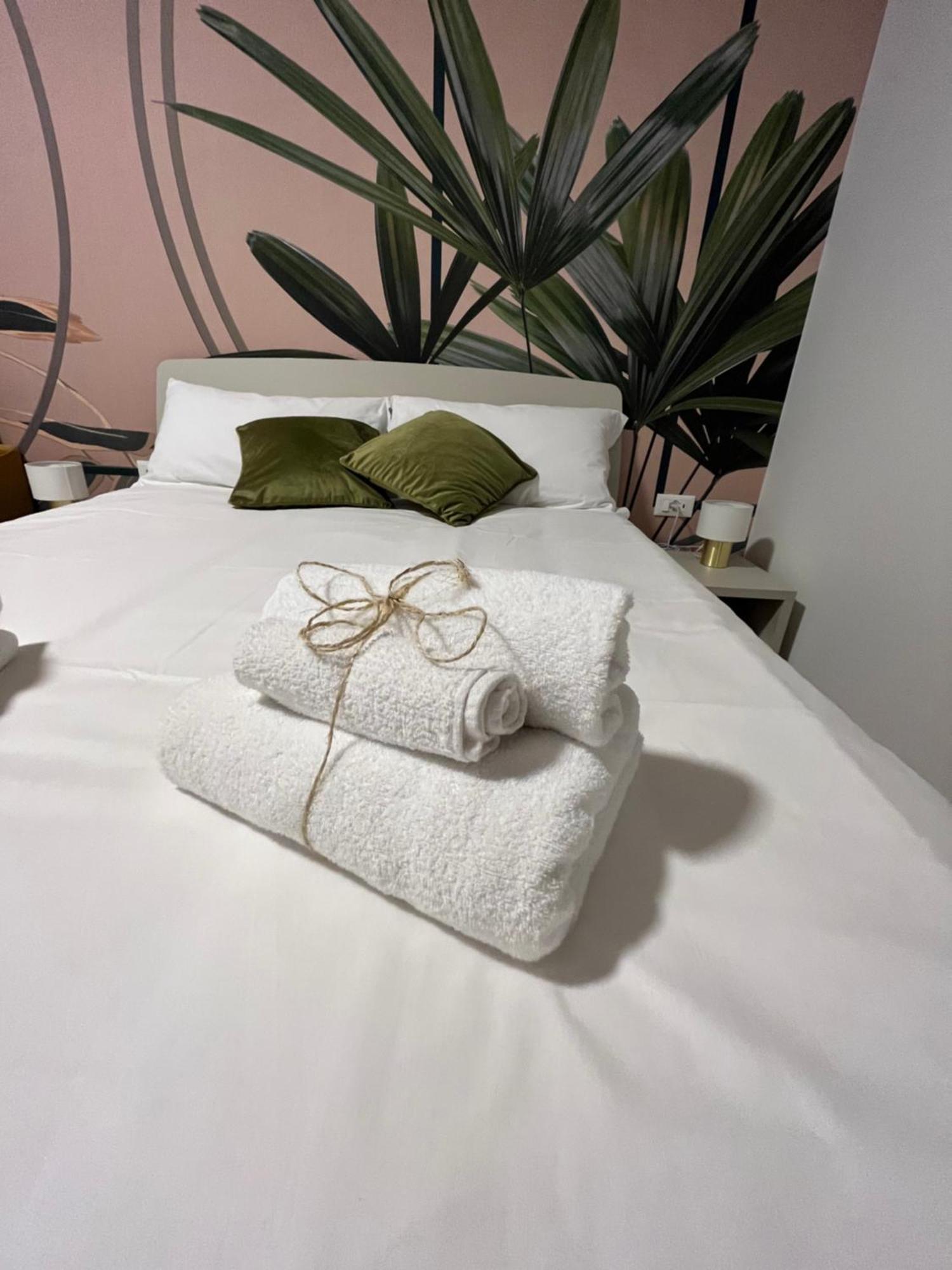 Calari Rooms - Monolocale Bologna Exteriör bild